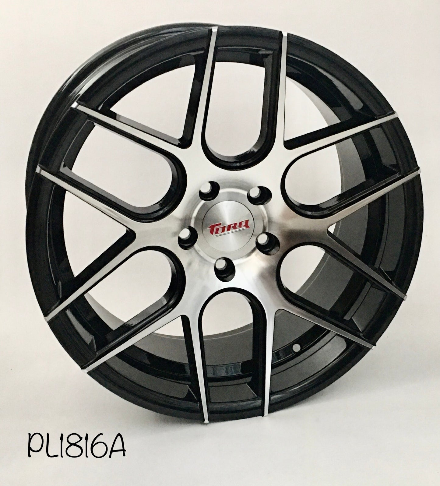 PL1816a, Rin 18, Medida y Diámetro: 18x8.0, Barrenación: 5x113.
