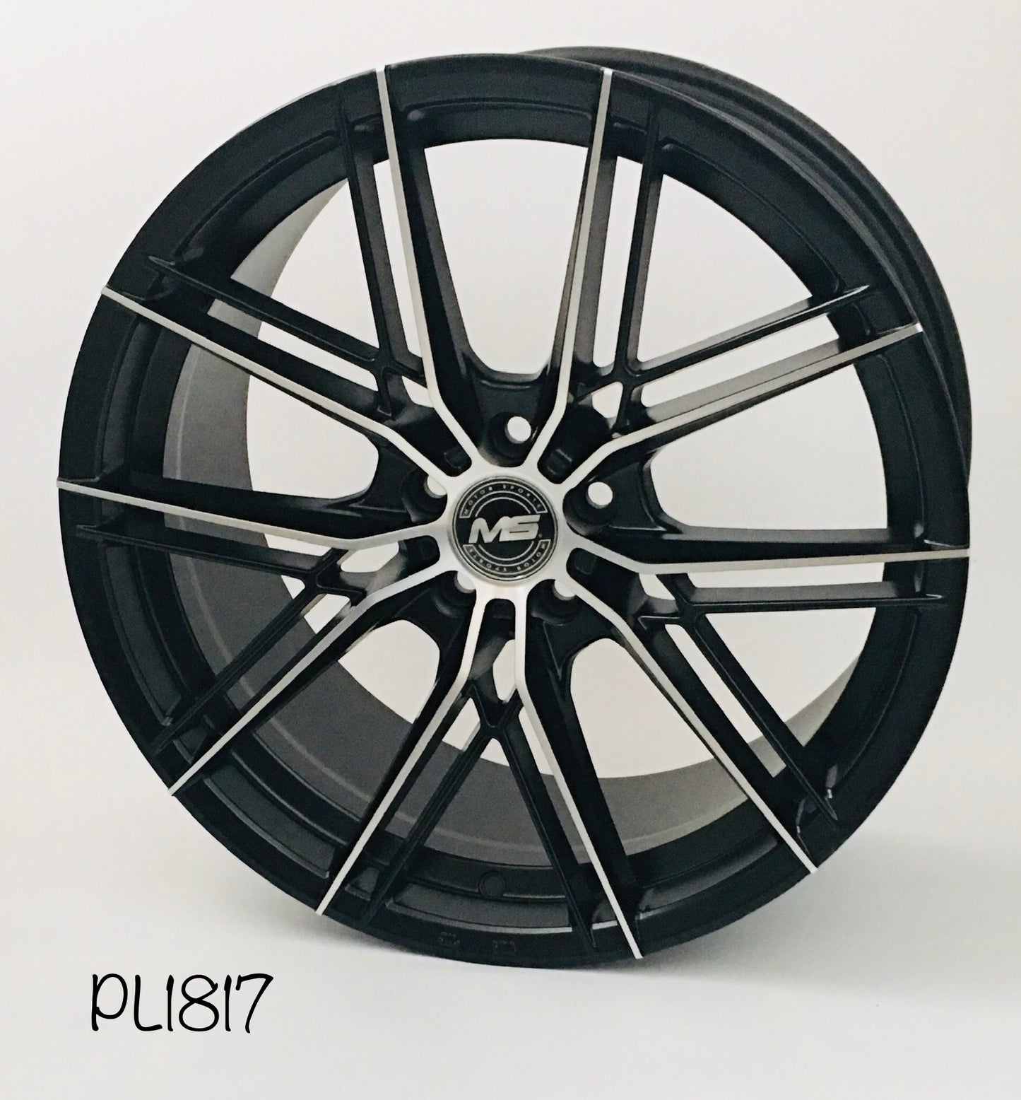 PL1817, Rin 18, Medida y Diámetro: 18x9.0, Barrenación: 5x100.