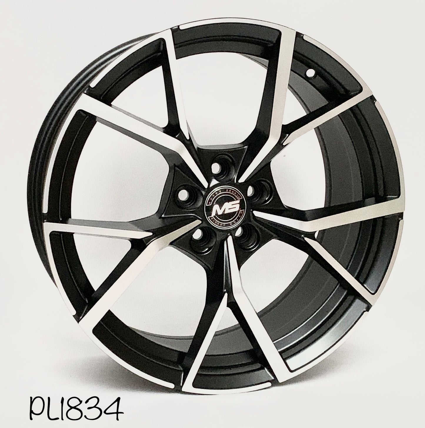 PL1834, Rin 18, Medida y Diámetro: 18x8.0, Barrenación: 5x100.